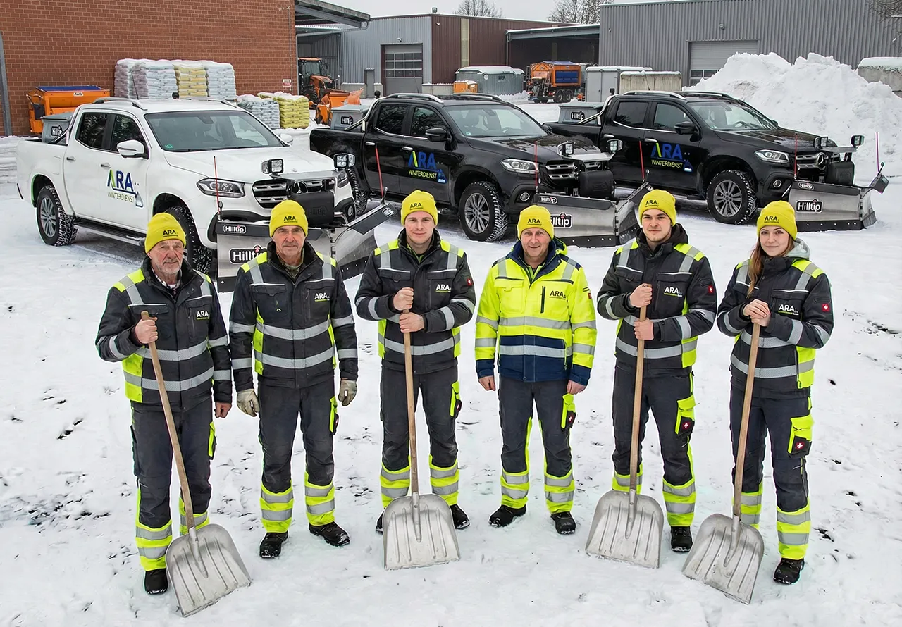Team von Schneedienst Räumdienst Streudienst